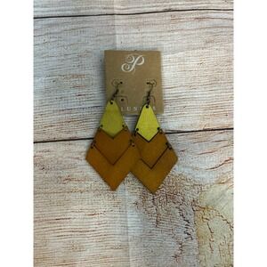 Plunder‎ earrings
